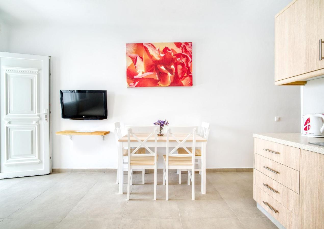 Lofos Aparthotel